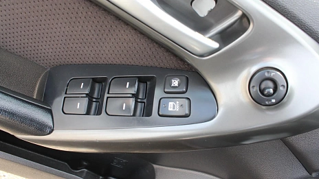 Kia Cerato, 2010г., передний привод, механика