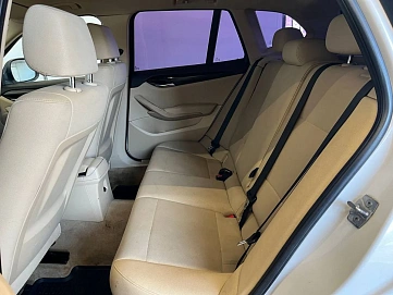 BMW X1, 2011г., полный привод, автомат