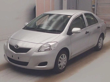 Toyota Belta, 2012г, передний привод, вариатор
