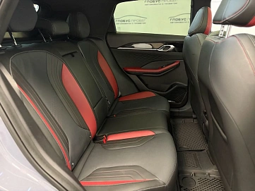 Geely Coolray, 2024г., передний привод, робот