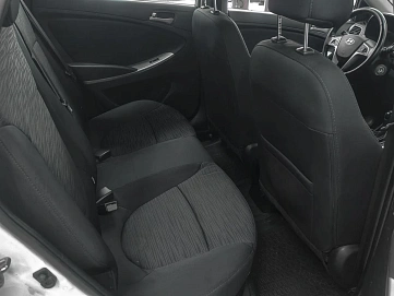 Hyundai Solaris, 2015г., передний привод, автомат