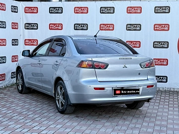 Mitsubishi Lancer, 2010г., передний привод, автомат