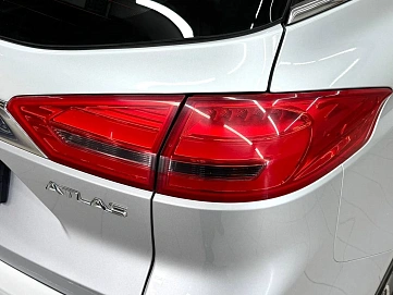 Geely Atlas, 2019г., полный привод, автомат