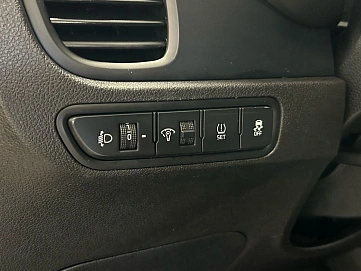 Kia Rio, 2018г., передний привод, механика