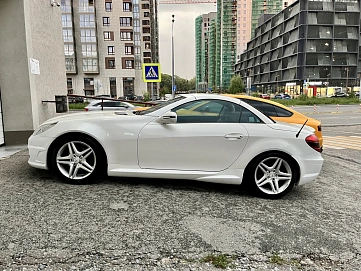 Mercedes-Benz SLK-Класс, 2010г., задний привод, автомат