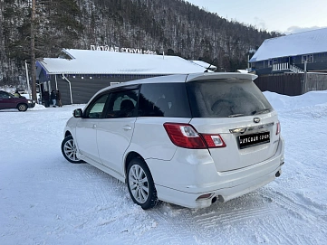 Subaru Exiga, 2012г., передний привод, вариатор