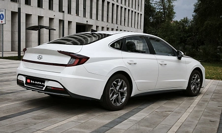 Hyundai Sonata, 2020г., передний привод, автомат