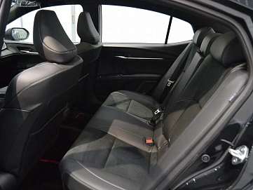 Toyota Camry, 2025г., передний привод, вариатор