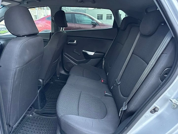Kia Rio, 2013г., передний привод, механика