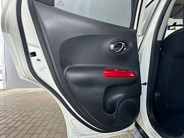 Nissan Juke, 2013г., передний привод, вариатор
