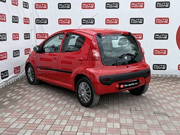 Peugeot 107, 2007г., передний привод, робот