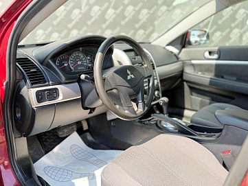 Mitsubishi Galant, 2006г., передний привод, автомат