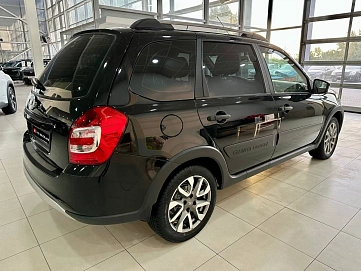 Lada (ВАЗ) Granta, 2023г., передний привод, механика