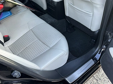 Infiniti Q70, 2015г., полный привод, автомат