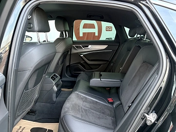 Audi A6, 2021г., передний привод, робот