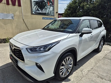 Toyota Highlander, 2025г, полный привод, автомат