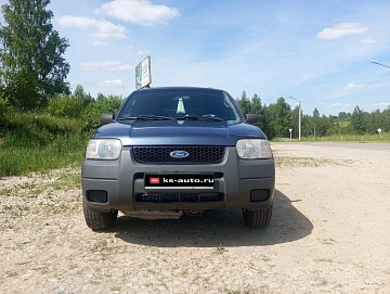Ford Escape, 2000г, полный привод, механика