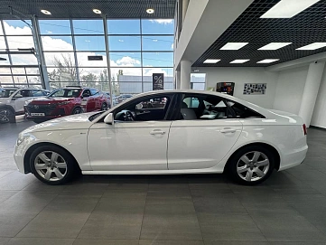 Audi A6, 2012г., передний привод, вариатор