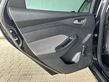 Ford Focus, 2011г., передний привод, механика