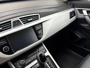 Geely Atlas, 2019г., полный привод, автомат