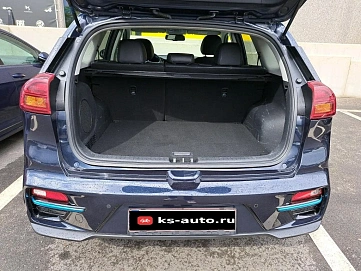 Kia Niro, 2020г, передний привод, автомат