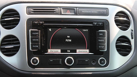 Volkswagen Tiguan, 2013г., передний привод, механика