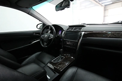 Toyota Camry, 2018г., передний привод, автомат