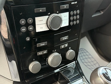 Opel Astra, 2013г., передний привод, механика
