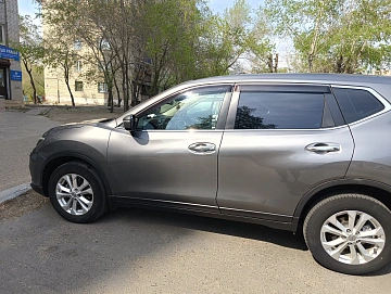 Nissan X-Trail, 2015г., полный привод, вариатор