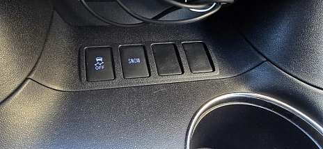 Toyota Highlander, 2014г., передний привод, автомат