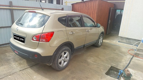 Nissan Qashqai, 2008г., полный привод, вариатор