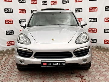 Porsche Cayenne, 2011г., передний привод, автомат