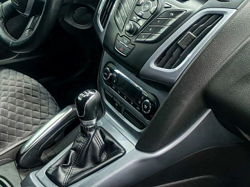Ford Focus, 2012г., передний привод, механика