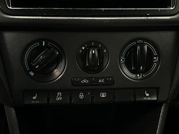 Skoda Rapid, 2015г., передний привод, механика
