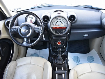 Mini Countryman, 2011г., передний привод, автомат