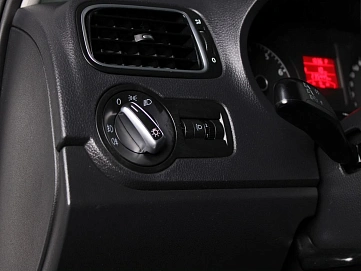 Volkswagen Polo, 2013г., передний привод, автомат