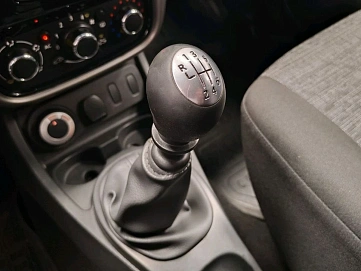 Renault Duster, 2014г., полный привод, механика