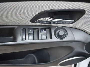 Chevrolet Cruze, 2012г., передний привод, механика