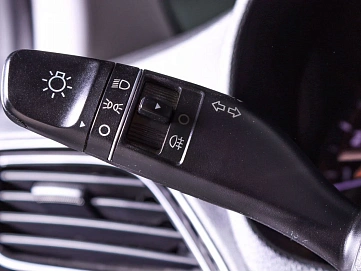 Hyundai Solaris, 2021г., передний привод, автомат