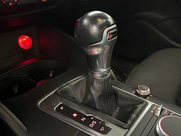Audi A3, 2016г., передний привод, робот
