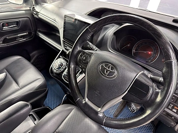 Toyota Esquire, 2020г., передний привод, вариатор