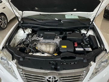 Toyota Camry, 2014г., передний привод, автомат