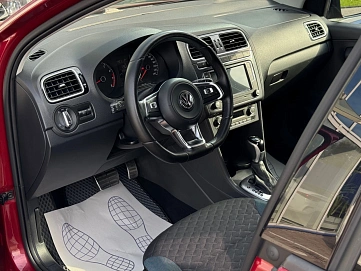 Volkswagen Polo, 2019г., передний привод, автомат
