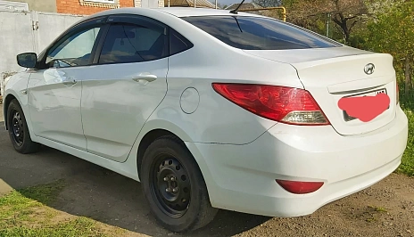 Hyundai Solaris, 2012г., передний привод, механика