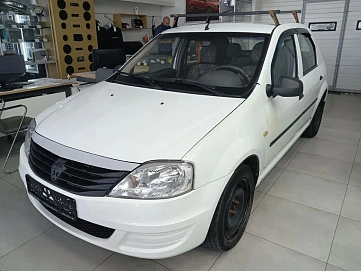 Renault Logan, 2012г., передний привод, механика