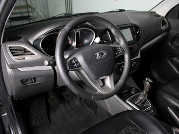 Lada (ВАЗ) Vesta, 2019г., передний привод, механика