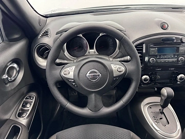 Nissan Juke, 2011г., полный привод, вариатор