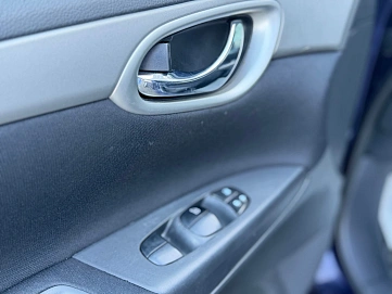Nissan Sentra, 2015г., передний привод, вариатор