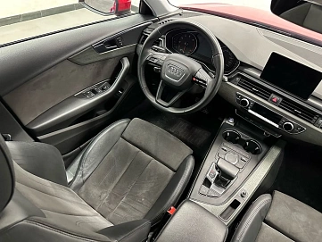 Audi A4, 2019г., передний привод, автомат