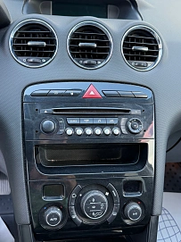 Peugeot 408, 2013г., передний привод, механика